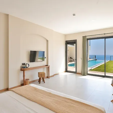 Hotell Lyxos - Adults Only Over 12 *