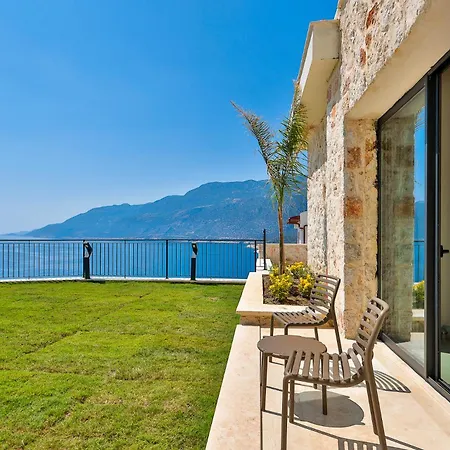 Hotel Lyxos - Adults Only Over 12 *