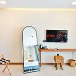 Lyxos Hotel